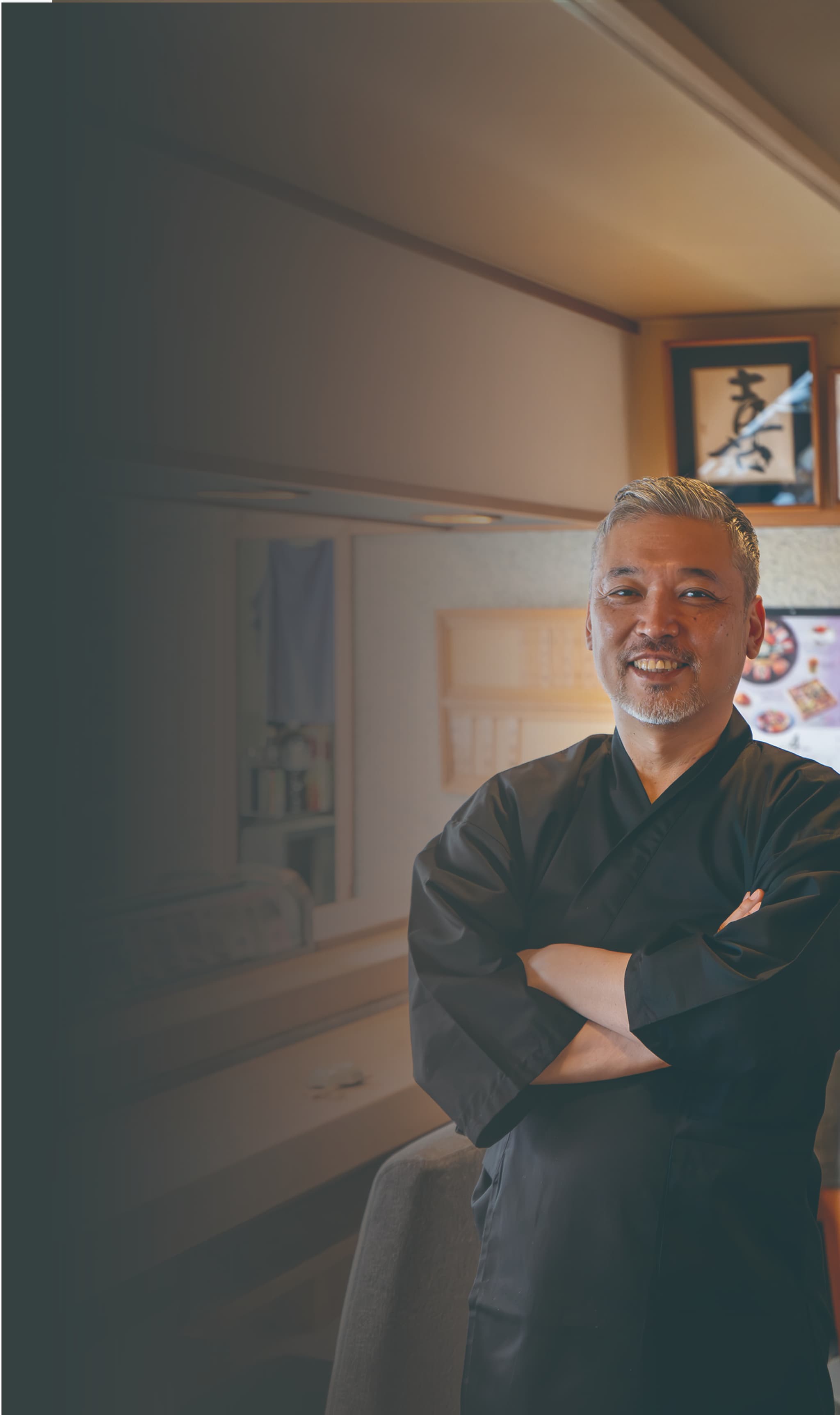 大喜 店内と三代目オーナー井上幸司